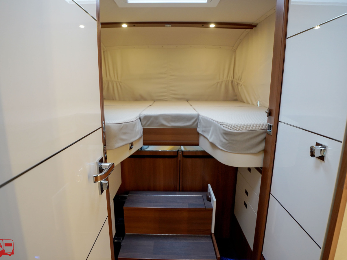 Carthago Liner For Two I 53 L Iveco KAMPANJ, bild 13 av 49