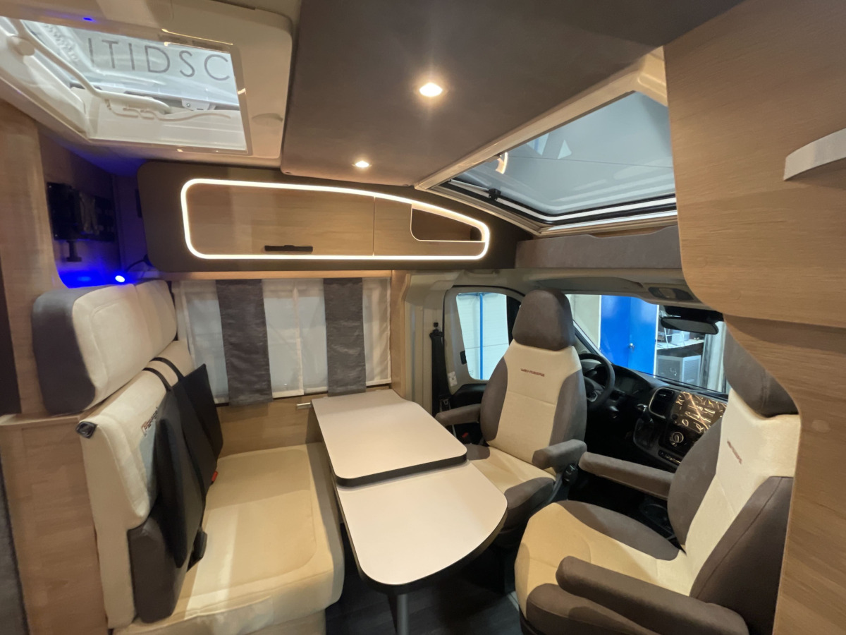 Weinsberg CaraCompact EDITION [PEPPER] 600 MEG, bild 7 av 18