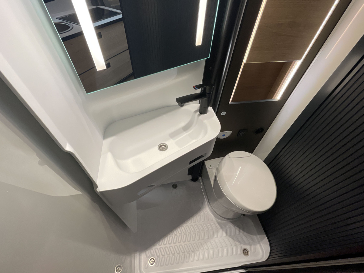 Weinsberg CaraCompact EDITION [PEPPER] 600 MEG, bild 14 av 18