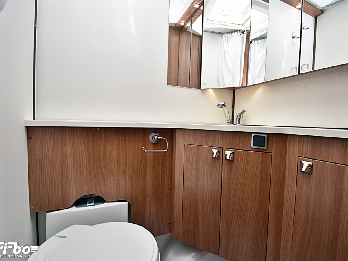 KABE 720 GLE KS Royal, Långbäddar, bild 23 av 27