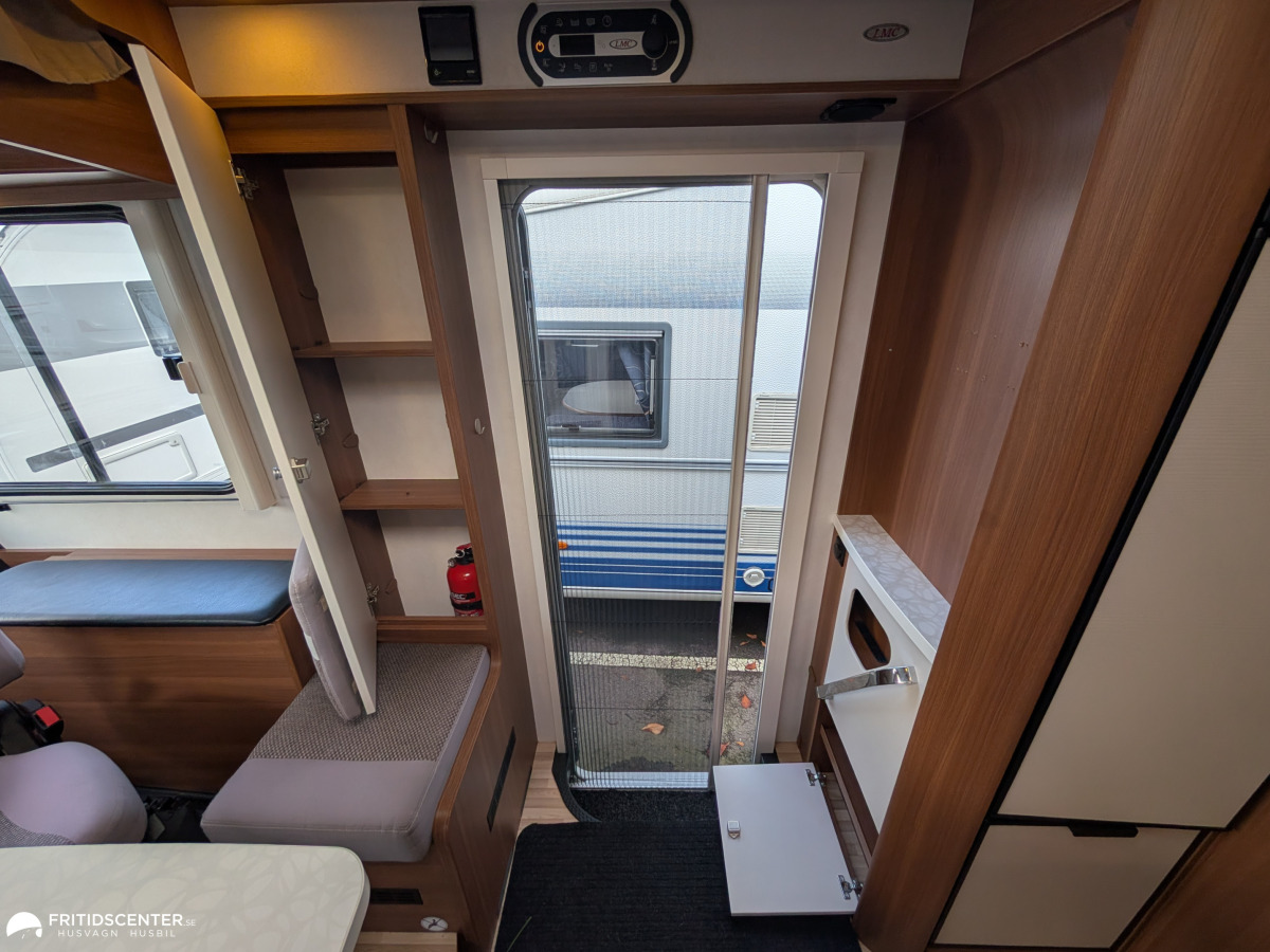 LMC LMC Explorer Sportline I745 * ALDE / Solpanel / Automat, bild 14 av 30