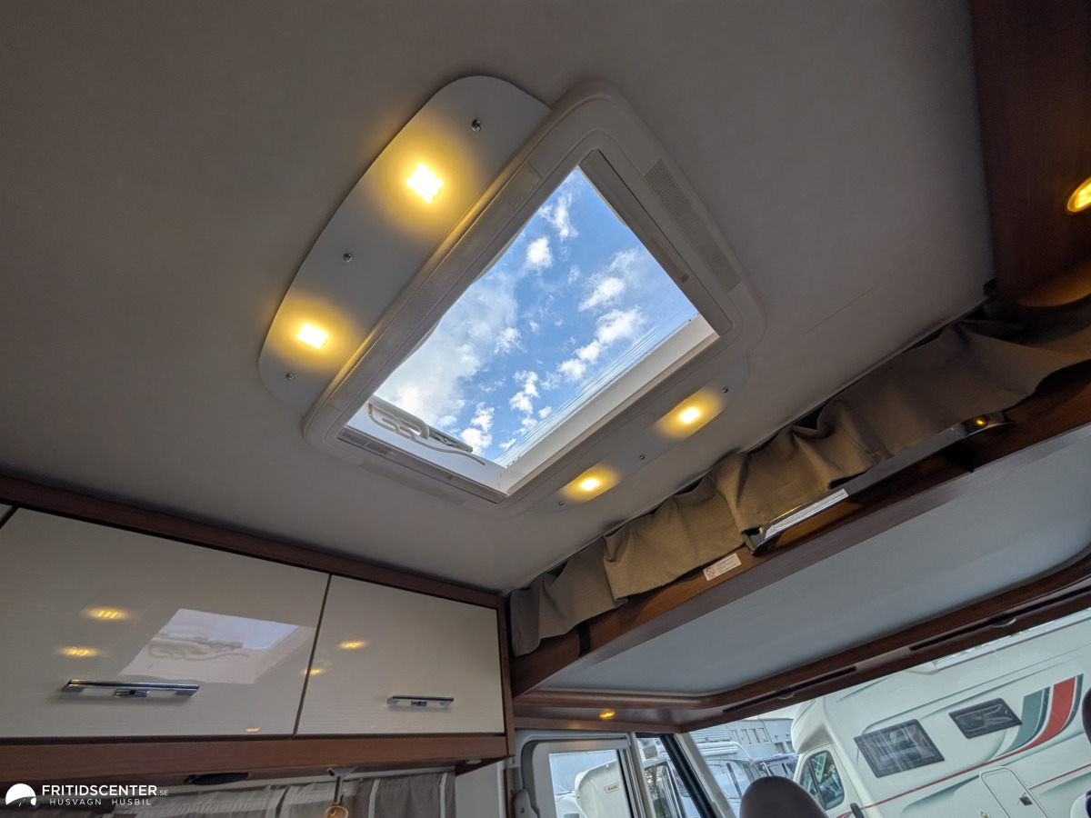 LMC LMC Explorer Sportline I745 * ALDE / Solpanel / Automat, bild 25 av 30