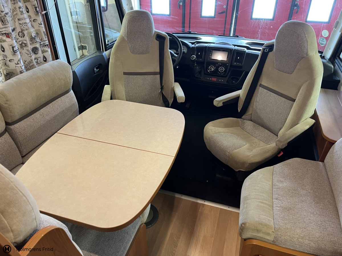 Rapido 866 F, bild 5 av 12