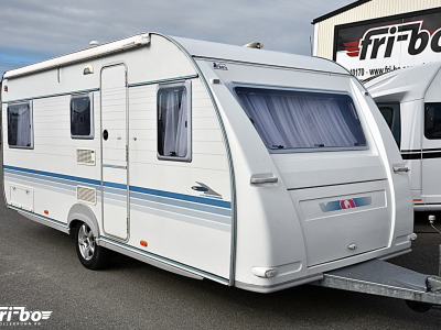 Adria 512 UL Adora, Långbäddar