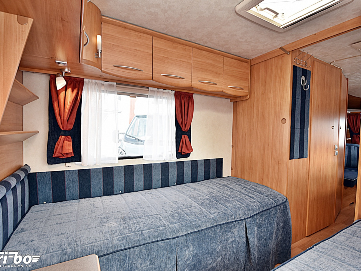 Adria 512 UL Adora, Långbäddar, bild 15 av 26
