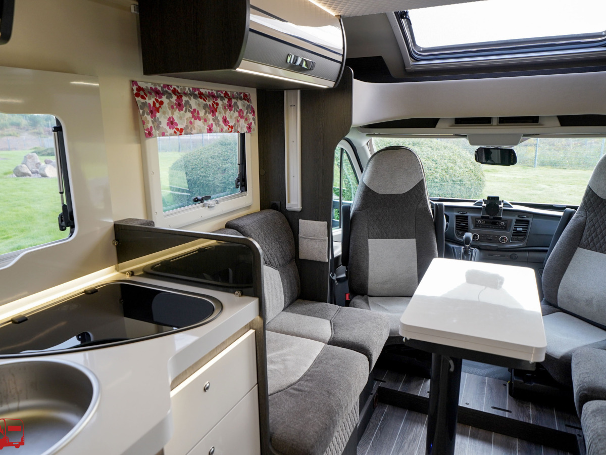 CI MAGIS 87 XT Långbäddar Automat Face to face AC x2 KAMPANJ, bild 35 av 44