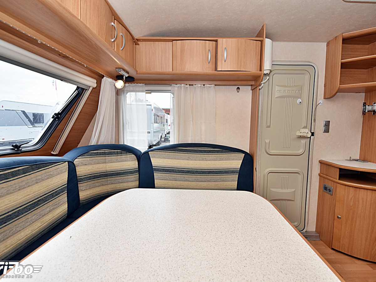 Adria 743 UT Classica, Barnkammare, bild 7 av 28