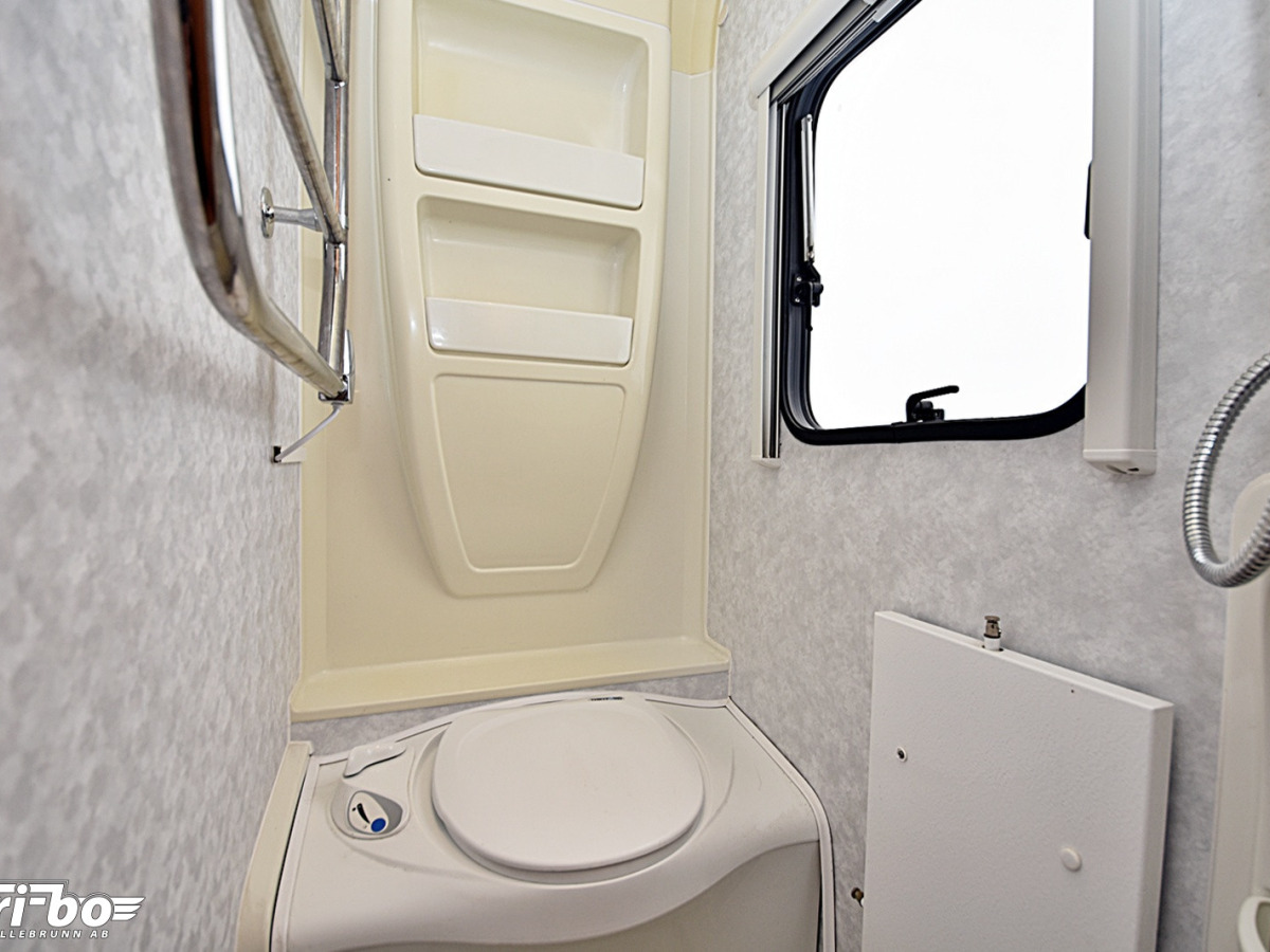 Adria 743 UT Classica, Barnkammare, bild 24 av 28