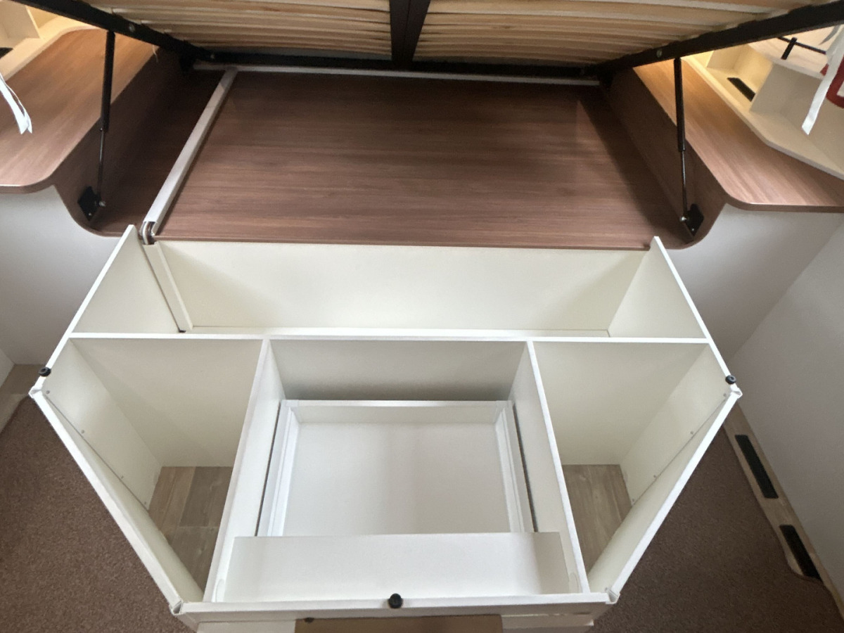 Pilote G740C Queenbed 5-bältad, bild 18 av 36