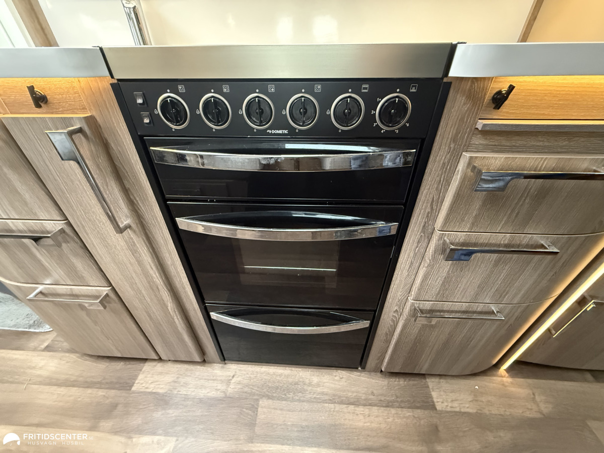 KABE ROYAL 740 GXL KS *Åretrunt komfort* AC / Alde Värme*, bild 9 av 26