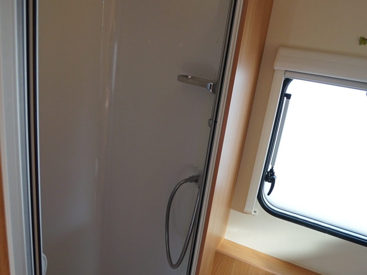 Knaus 580 QS inkl. förtält - 3.95 ränta utökad garanti, bild 12 av 17