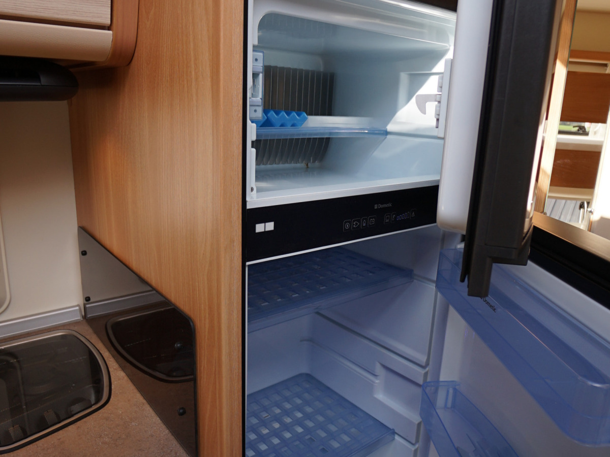Knaus 580 QS inkl. förtält - 3.95 ränta utökad garanti, bild 9 av 17