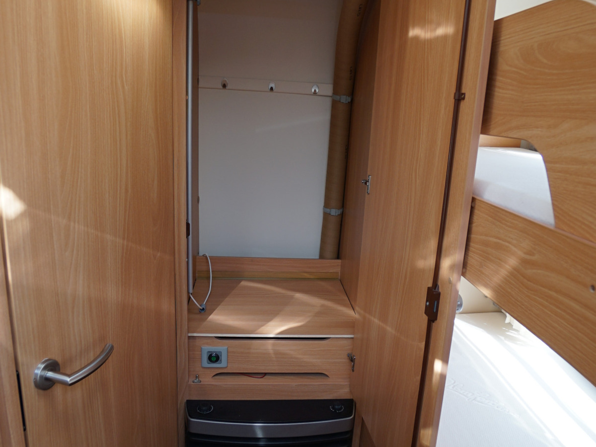 Knaus 580 QS inkl. förtält - 3.95 ränta utökad garanti, bild 14 av 17
