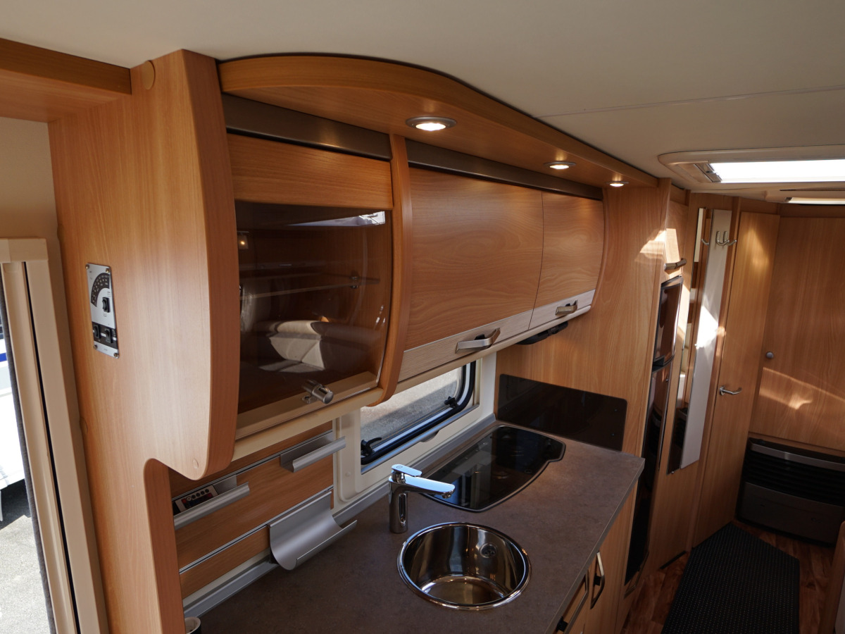 Knaus 580 QS inkl. förtält - 3.95 ränta utökad garanti, bild 8 av 17