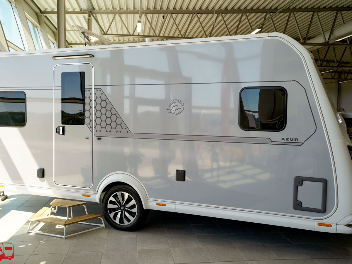 Knaus AZUR 500 FU Fransk säng, bild 2 av 25