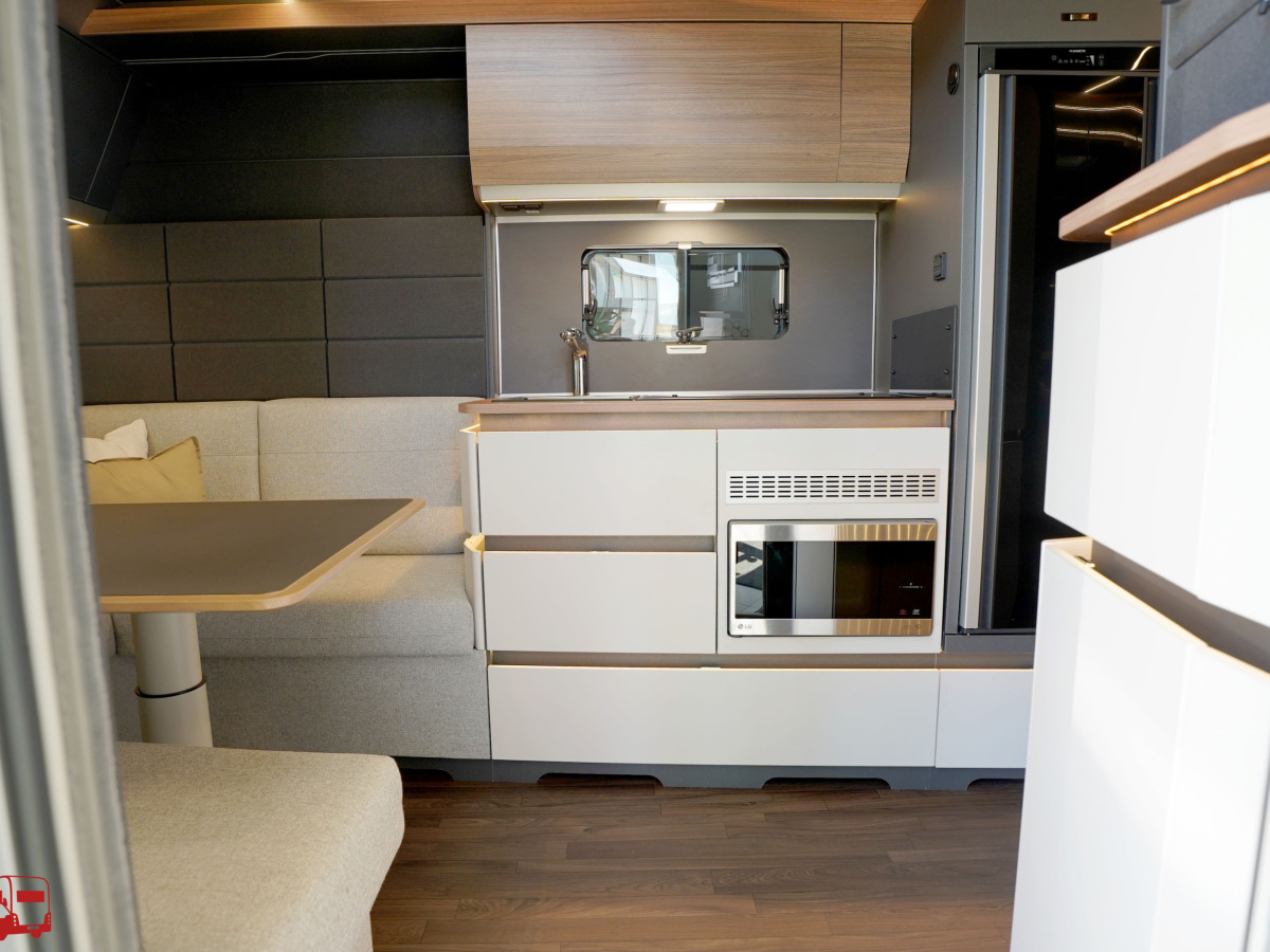 Knaus AZUR 500 FU Fransk säng, bild 5 av 25