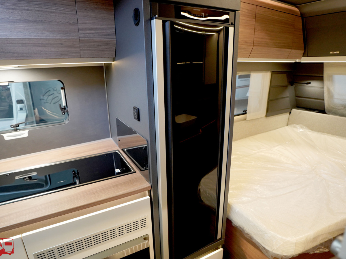 Knaus AZUR 500 FU Fransk säng, bild 23 av 25