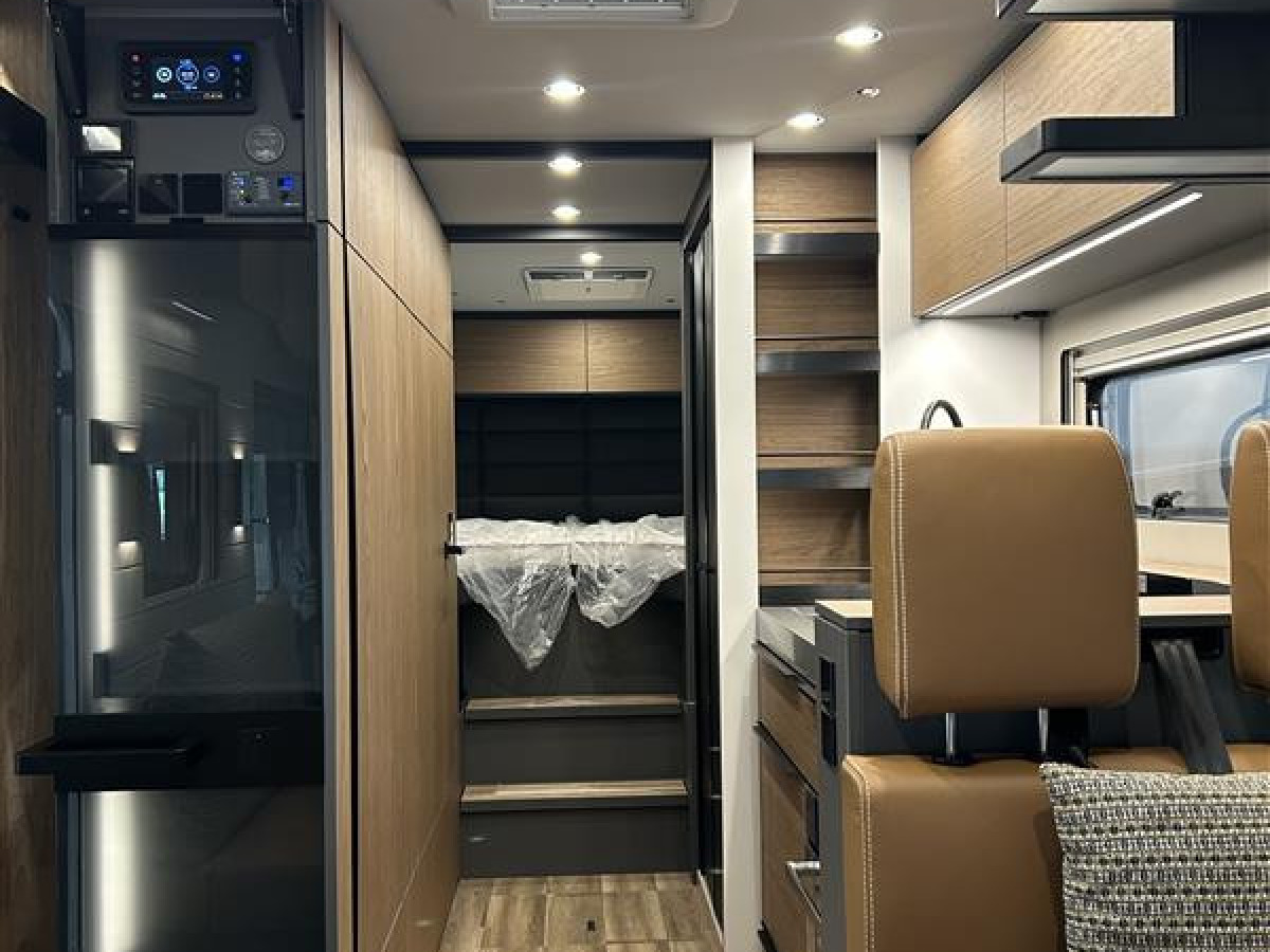 Niesmann Arto 84 /Mercedes/ALKO / Finns att se i Hyssna, bild 5 av 21