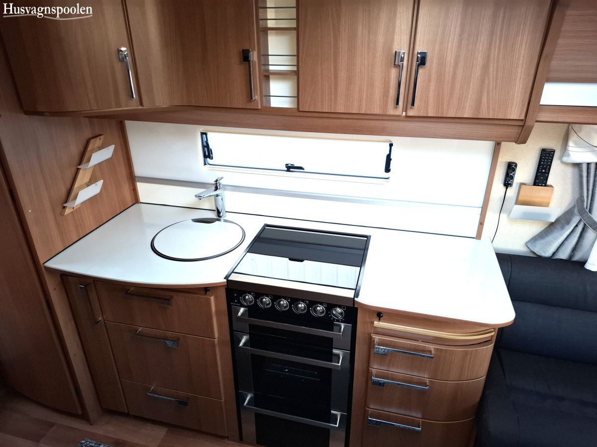 KABE ROYAL 610 DXL KS Dubbelbädd, Ac, Förtält, Ugn, bild 6 av 10