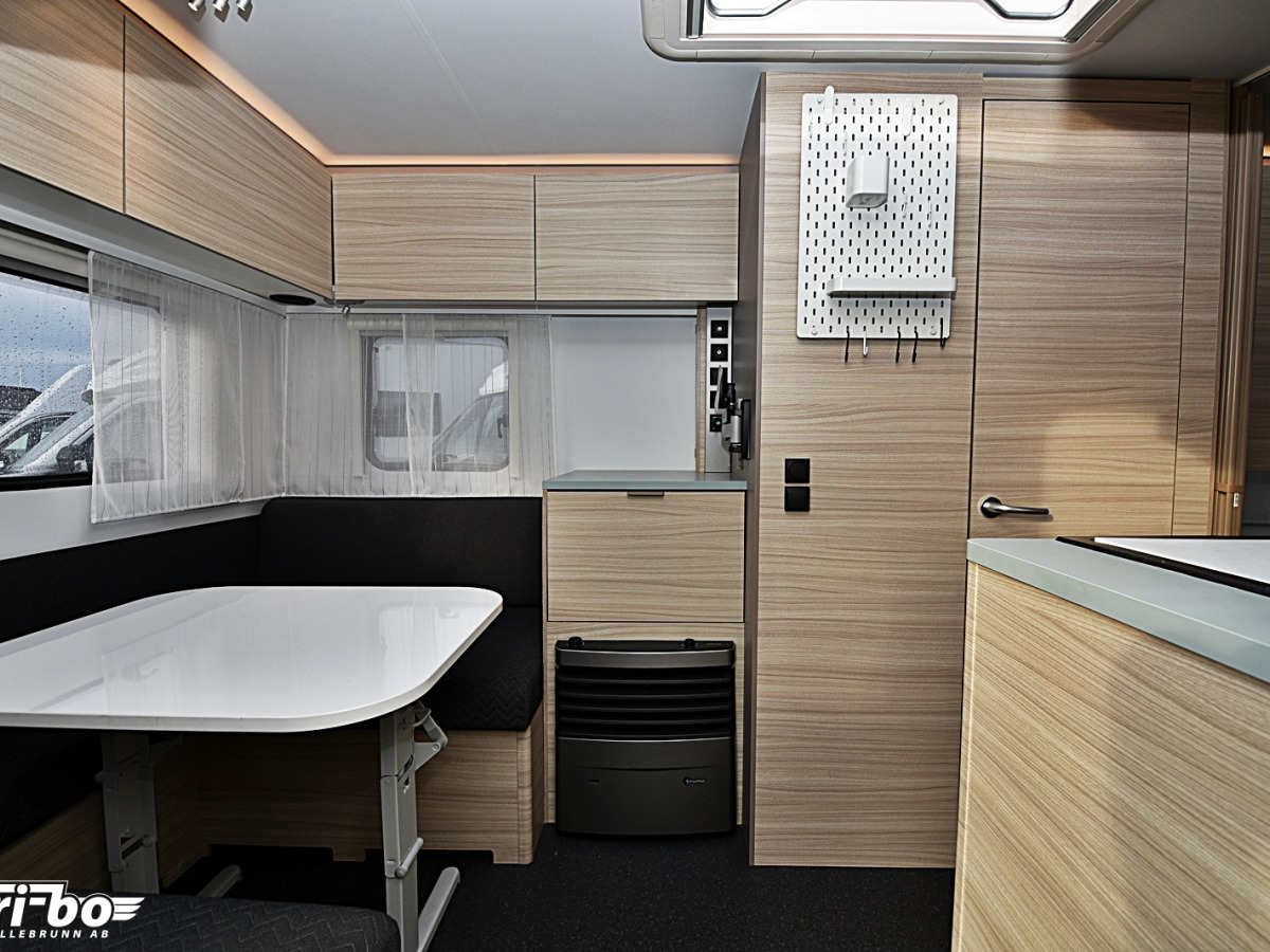 Adria 492 LU Altea, Långbäddar, bild 4 av 24