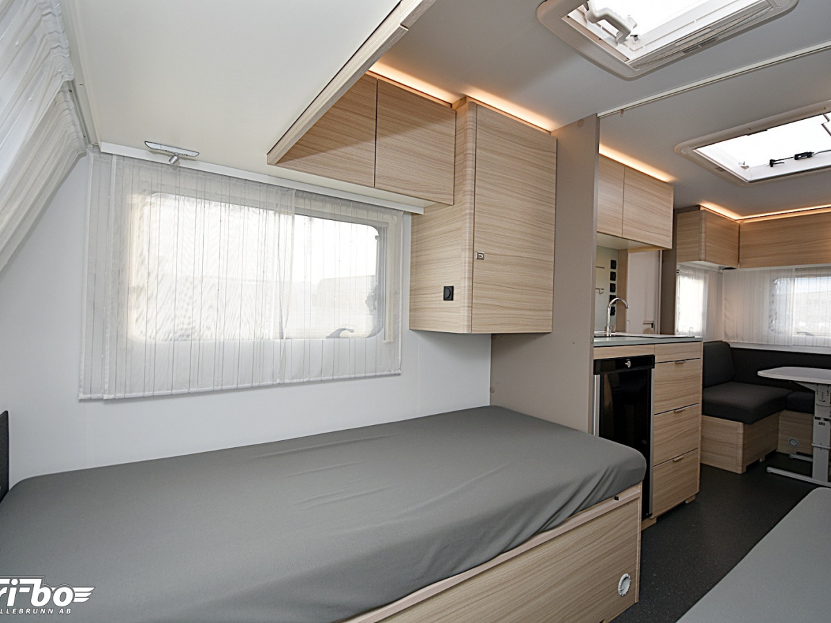 Adria 492 LU Altea, Långbäddar, bild 12 av 24