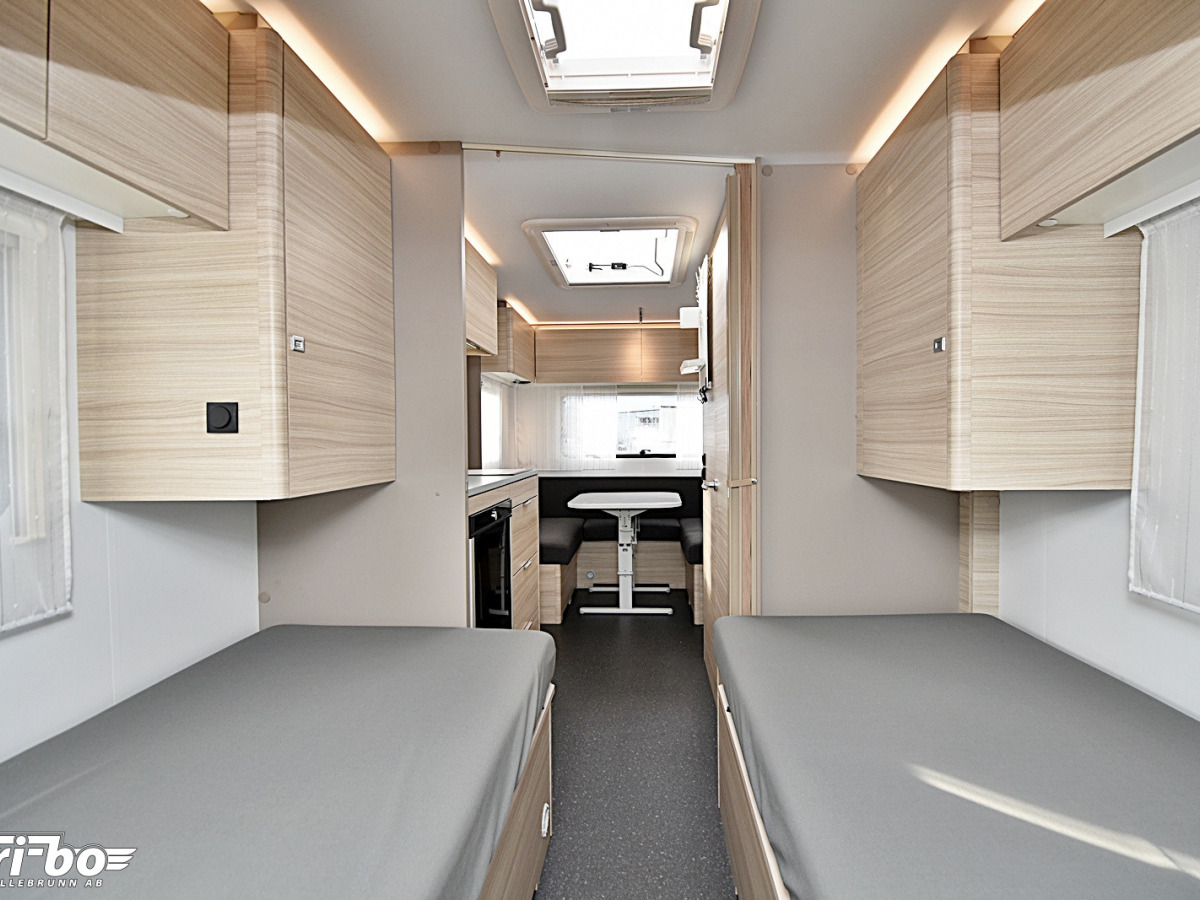 Adria 492 LU Altea, Långbäddar, bild 13 av 24