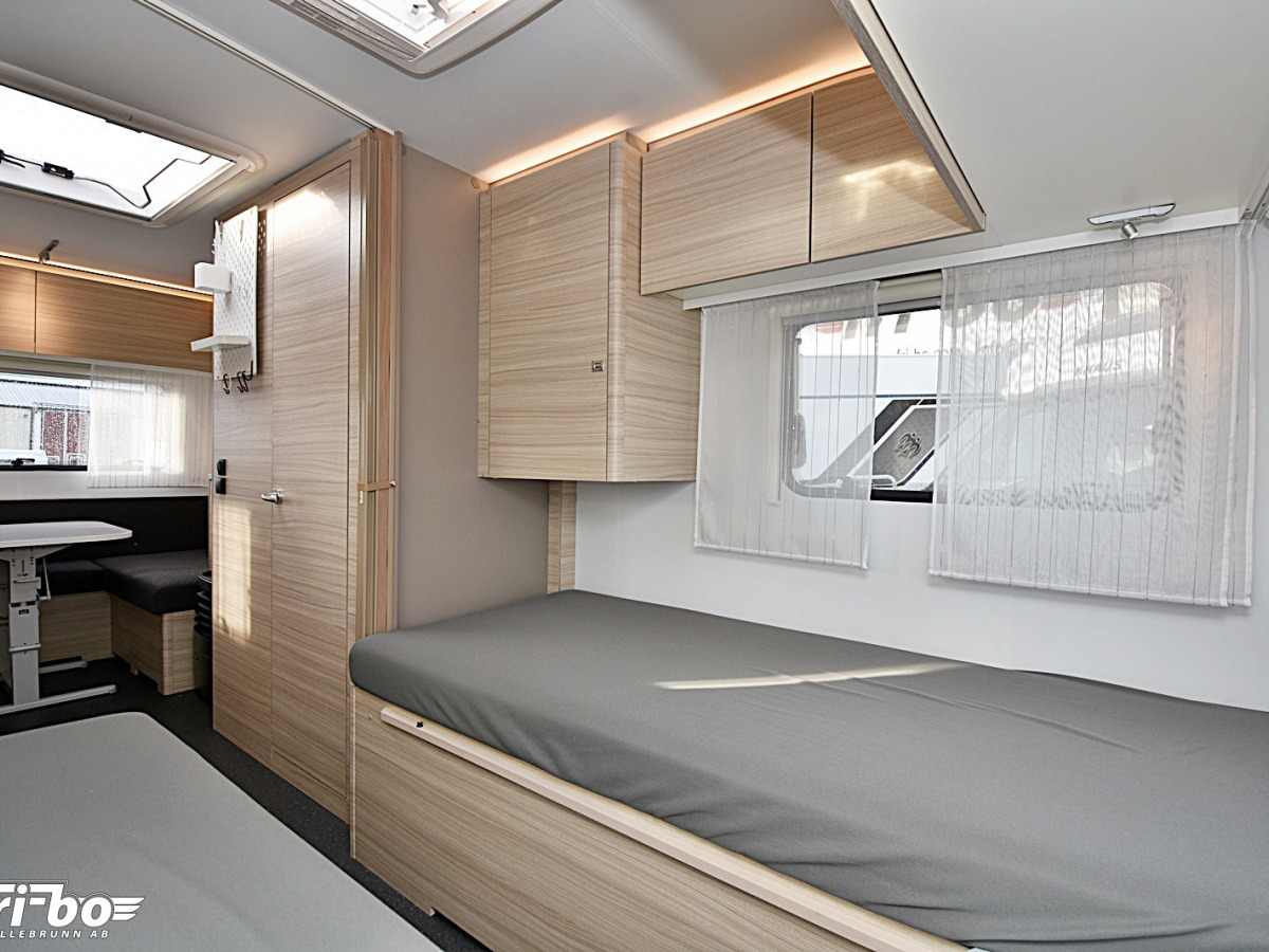 Adria 492 LU Altea, Långbäddar, bild 14 av 24