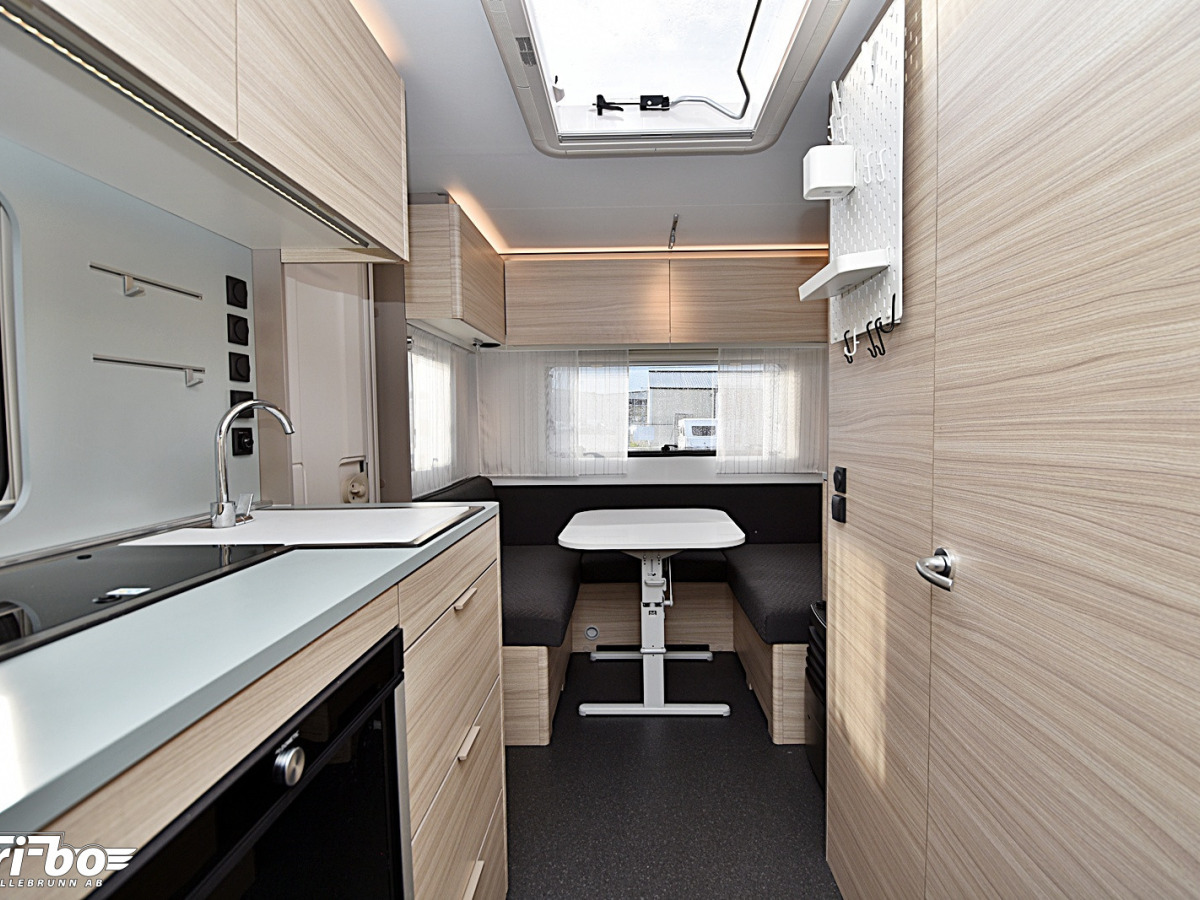 Adria 492 LU Altea, Långbäddar, bild 15 av 24