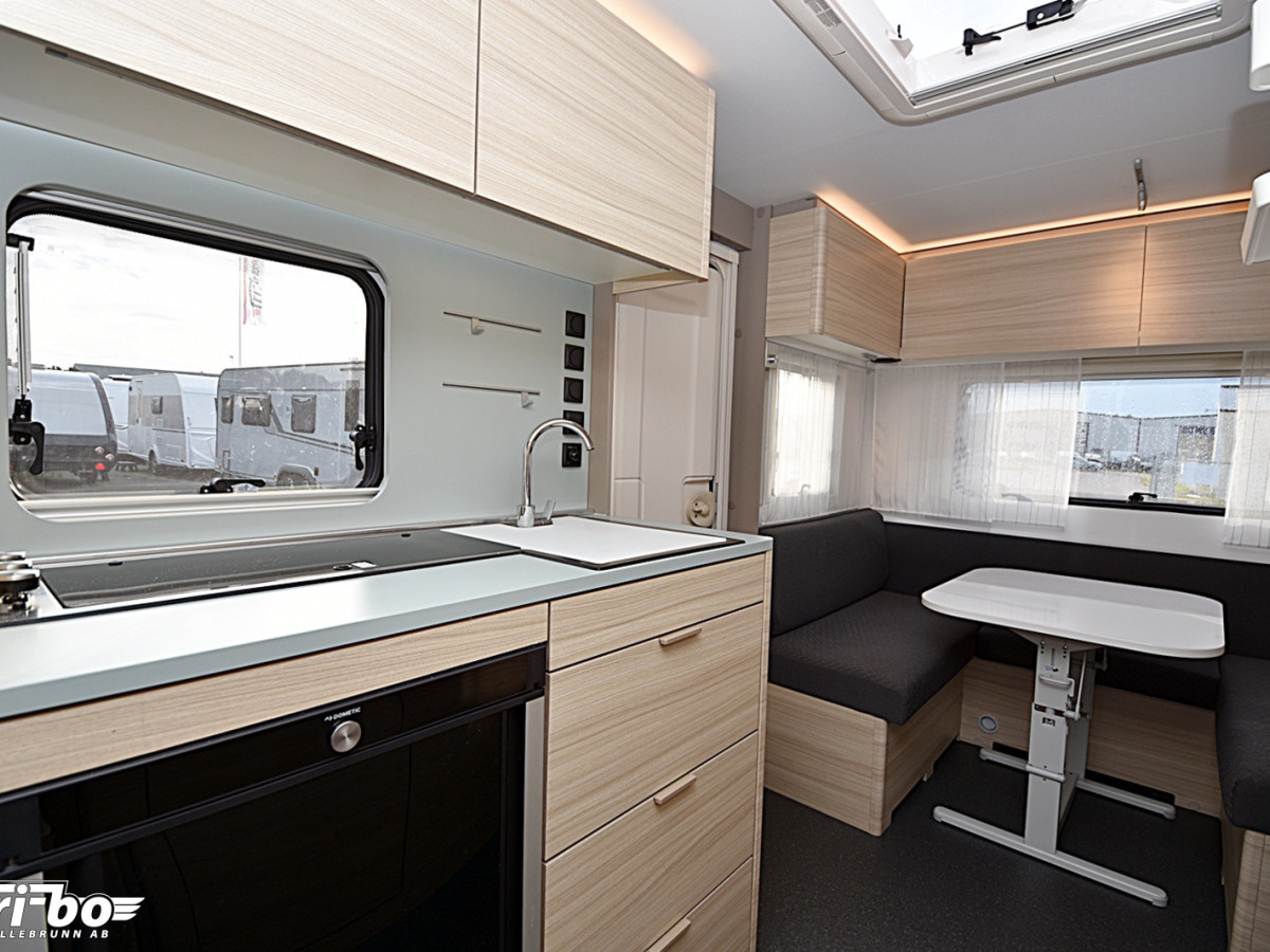 Adria 492 LU Altea, Långbäddar, bild 16 av 24