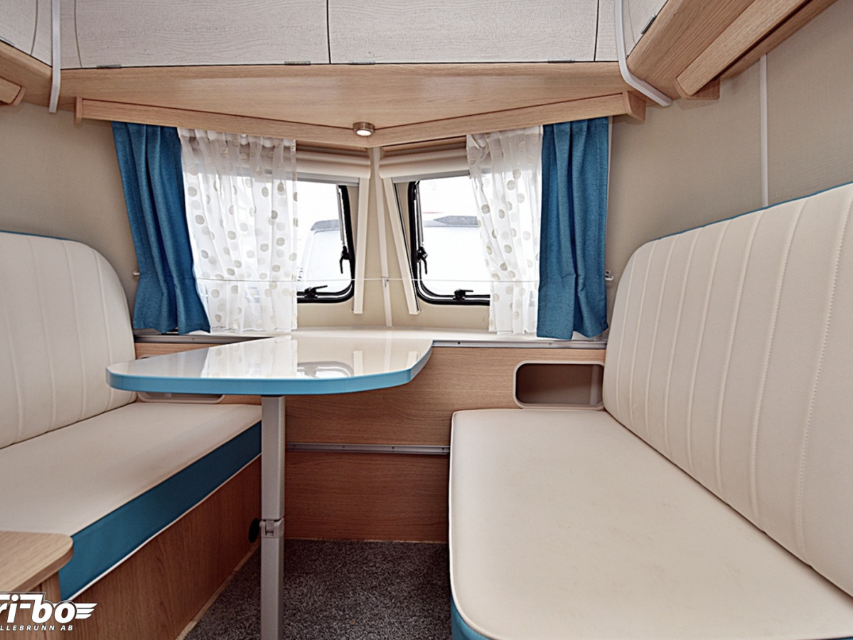 Eriba 530 Touring Ocean Drive, Dubbelbädd, bild 18 av 25