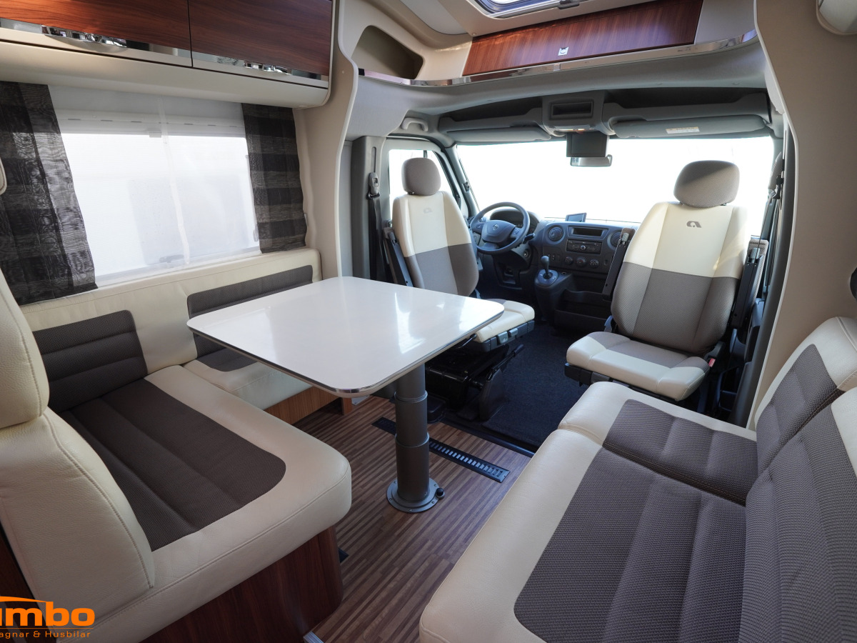 Adria MATRIX SUPREME M 687 SL Alde 2xAC, bild 2 av 25