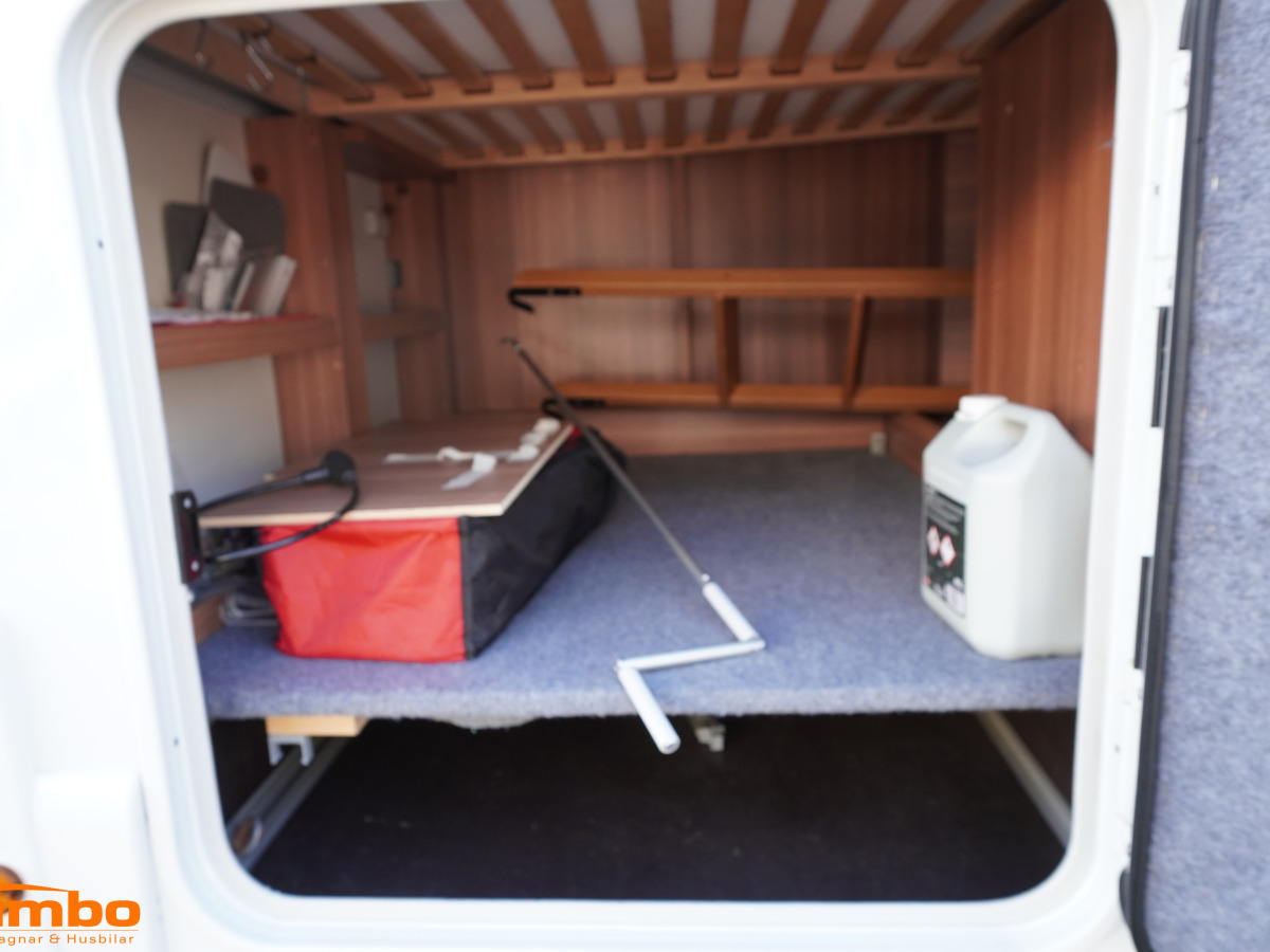 Weinsberg Carasuite 650 MF Solcell Cykelställ, bild 20 av 24