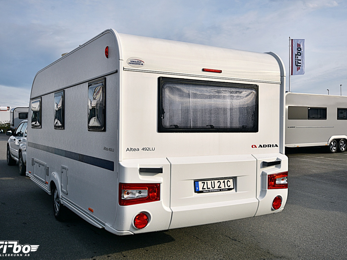 Adria 492 LU Altea, Långbäddar, bild 23 av 24