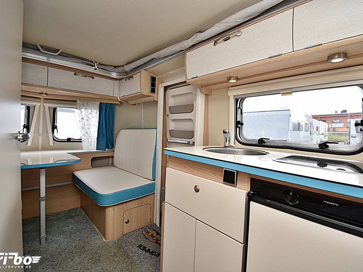 Eriba 530 Touring Ocean Drive, Dubbelbädd, bild 16 av 25