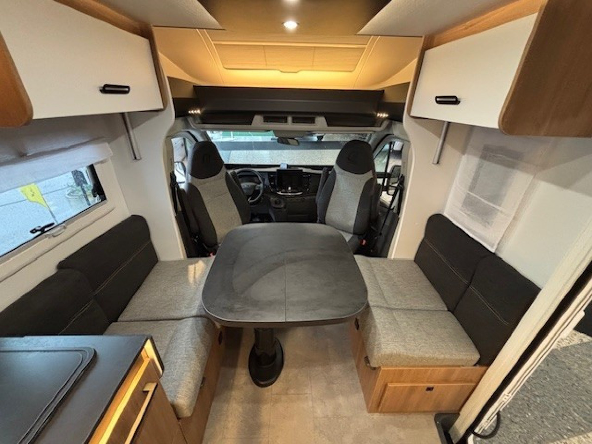 Challenger 337 Graphite Edition - Ford Transit, bild 14 av 14
