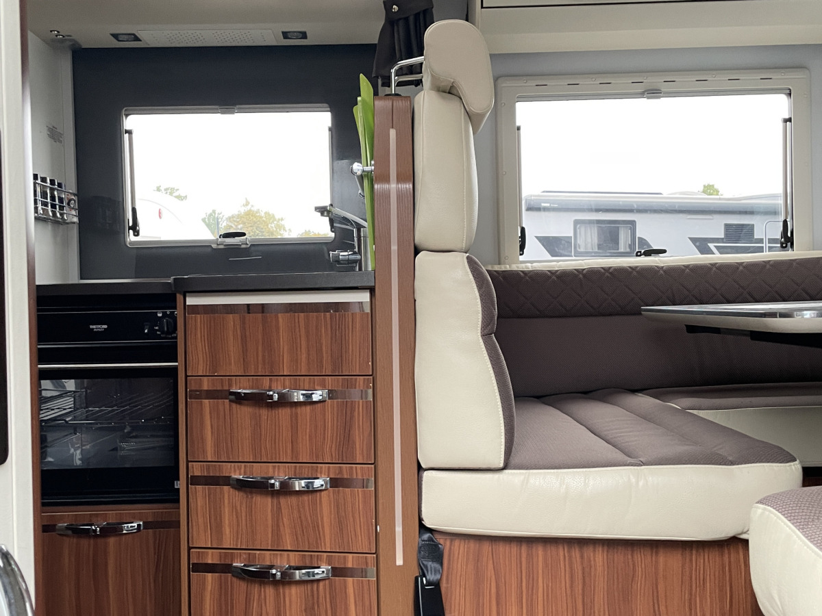 Adria MATRIX SUPREME M 687 SL, bild 5 av 12
