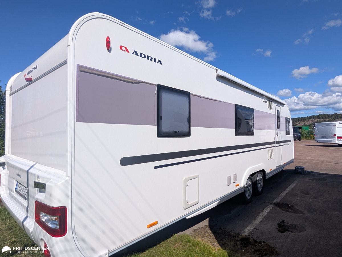 Adria ADORA 753 UK *Barnkammare / AC / 7 sovplatser, bild 30 av 31
