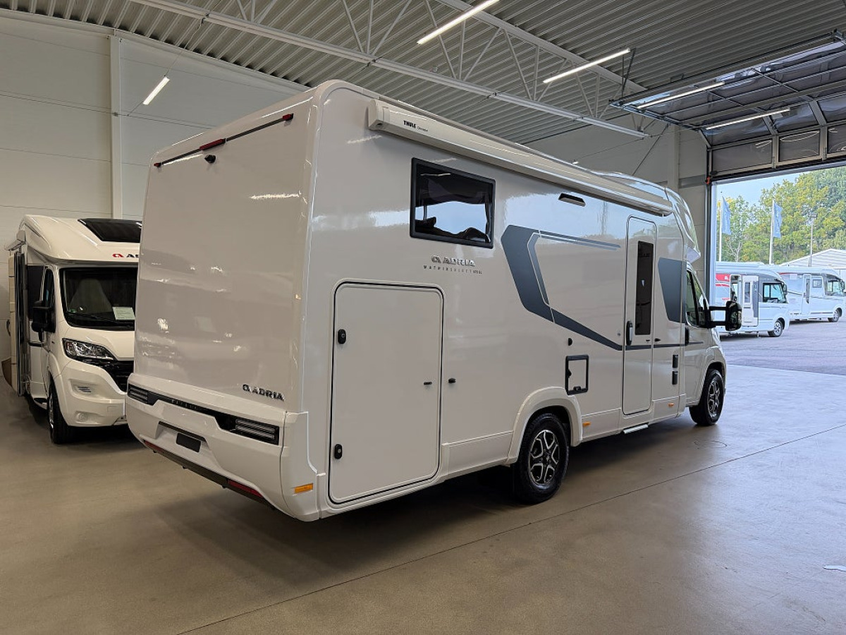Adria Matrix 670 SL Selekt *Dieselvärmare*Långbädd*Taksäng*, bild 3 av 21