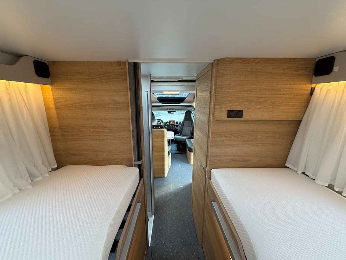 Adria Matrix 670 SL Selekt *Dieselvärmare*Långbädd*Taksäng*, bild 11 av 21