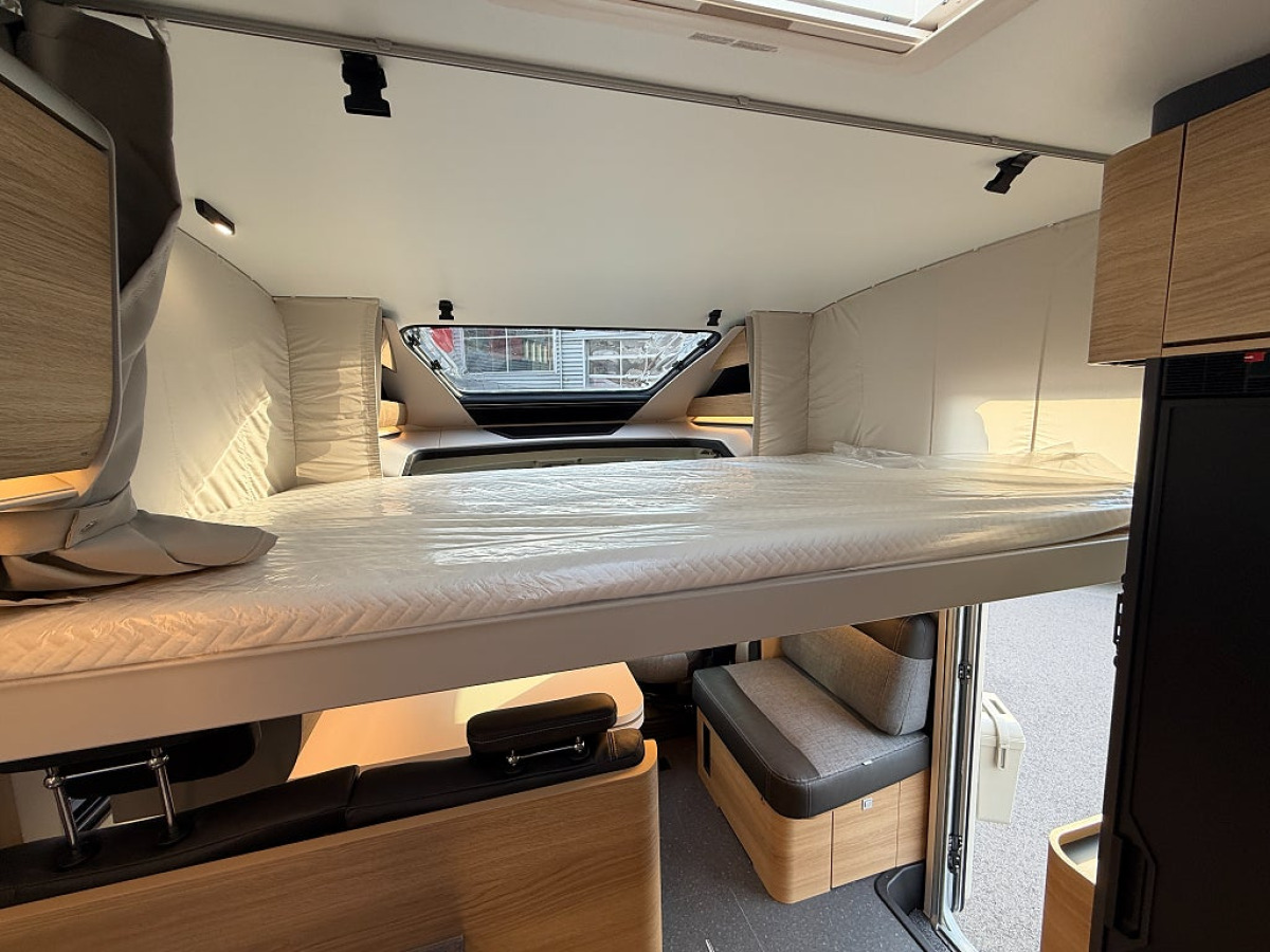 Adria Matrix 670 SL Selekt *Dieselvärmare*Långbädd*Taksäng*, bild 17 av 21