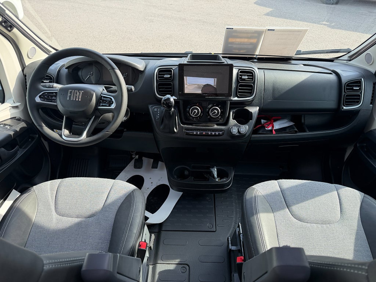 Adria Compact Select DL *Långbädd*Dieselvärmare*, bild 16 av 18
