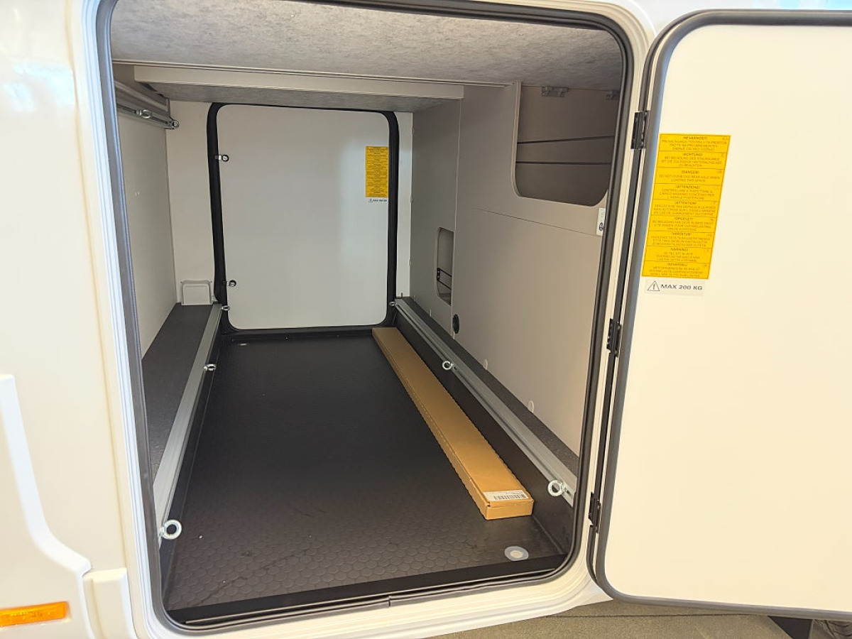 Adria Compact Select DL *Långbädd*Dieselvärmare*, bild 18 av 18