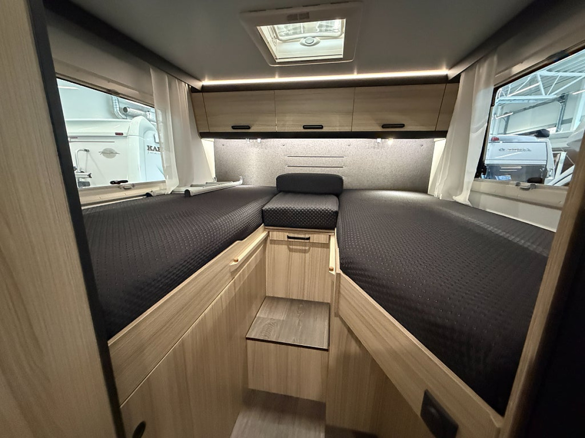 Sun Living C 70 DL *Långbädd*Dieselvärmare*, bild 10 av 19