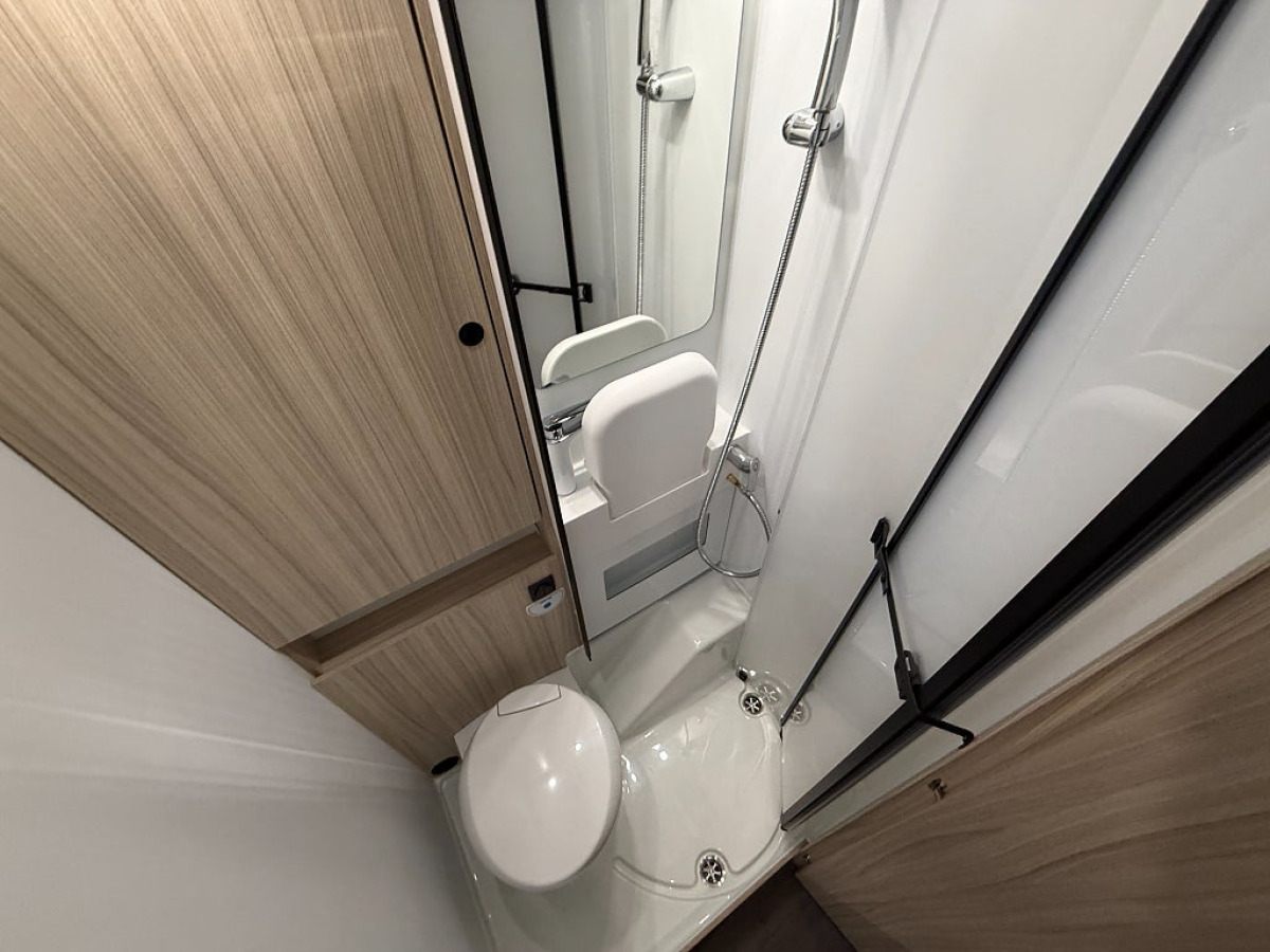 Sun Living C 70 DL *Långbädd*Dieselvärmare*, bild 14 av 19