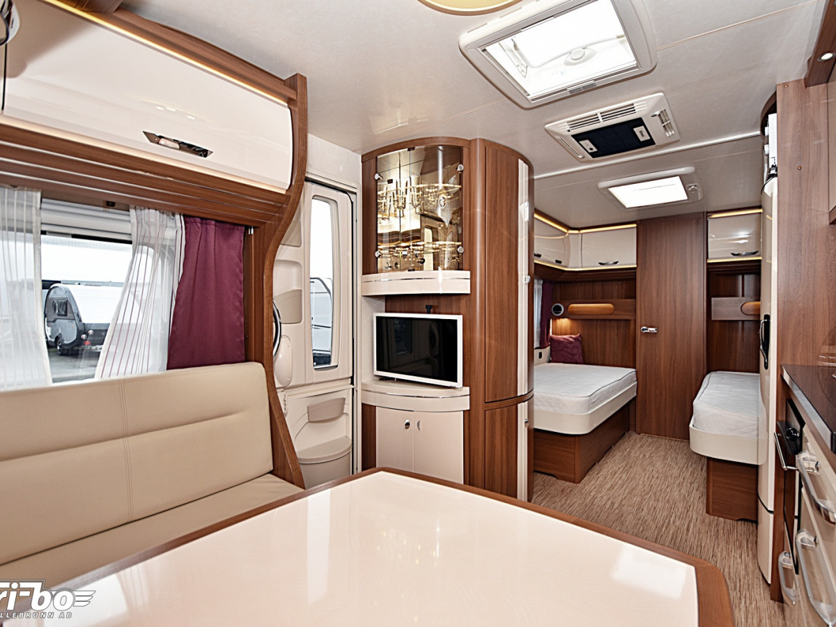 Hobby 560 WLU Premium, Långbäddar, bild 8 av 26
