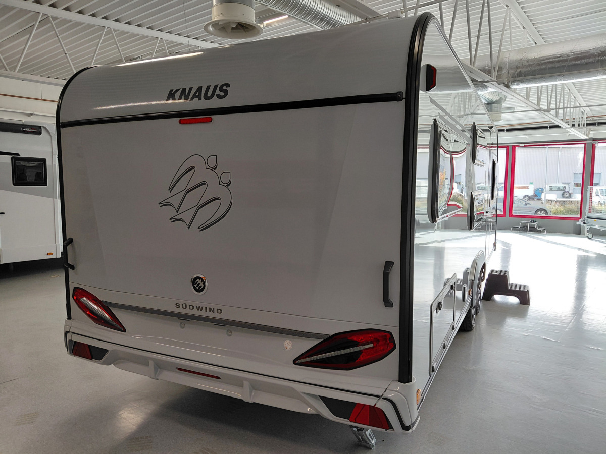 Knaus SÜDWIND BLACK SELECTION 650 UDF, bild 2 av 10