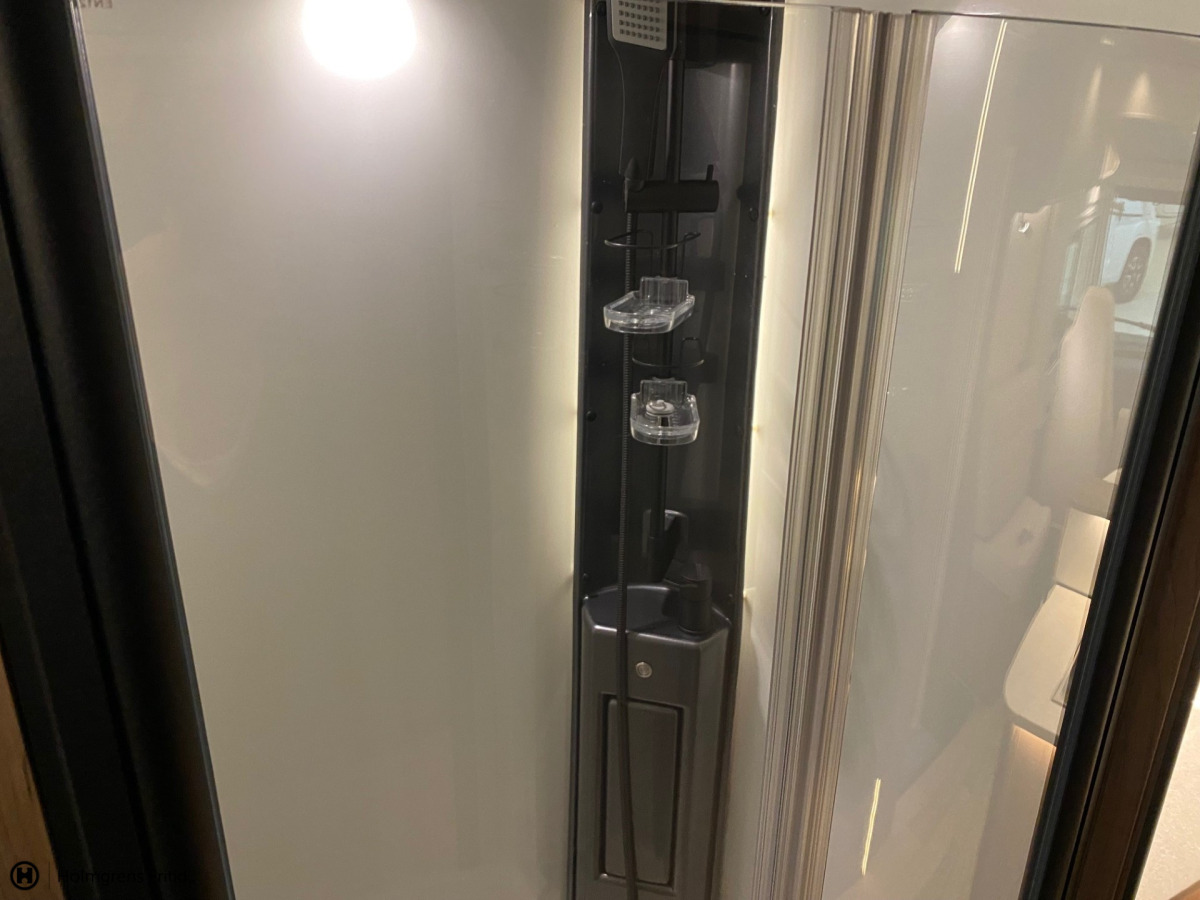 KABE TM IMPERIAL 830 R LGB 190hk (bakhjulsdriven), bild 14 av 20