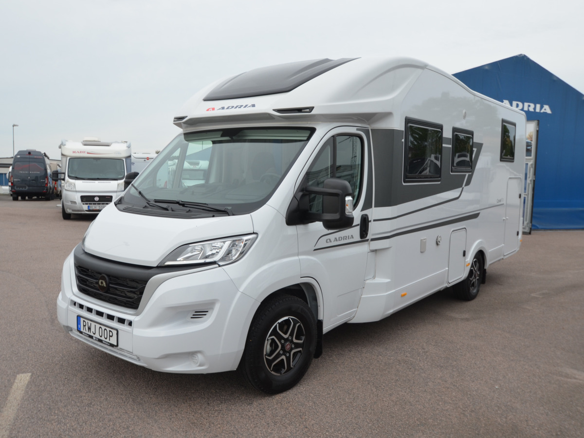 Adria CORAL 670 SL (AC,solcell, auto), bild 1 av 15