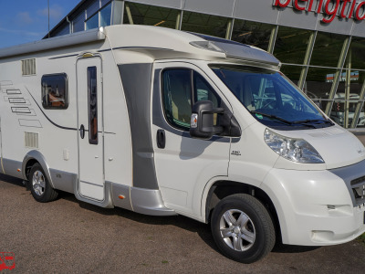 Hymer T 674 CL BIANCO-LINE Långbäddar Dragkrok I KAMPANJ