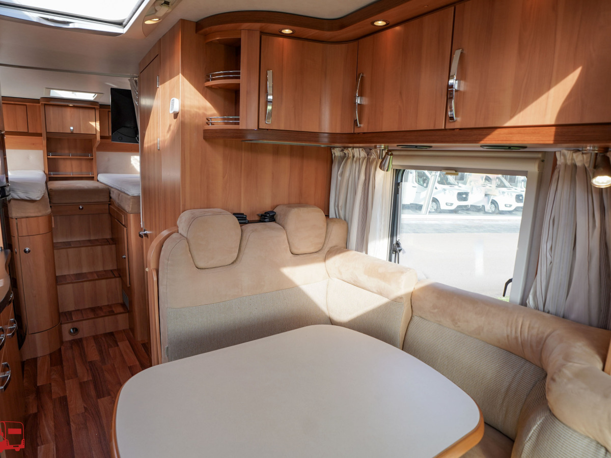Hymer T 674 CL BIANCO-LINE Långbäddar Dragkrok I KAMPANJ, bild 7 av 41